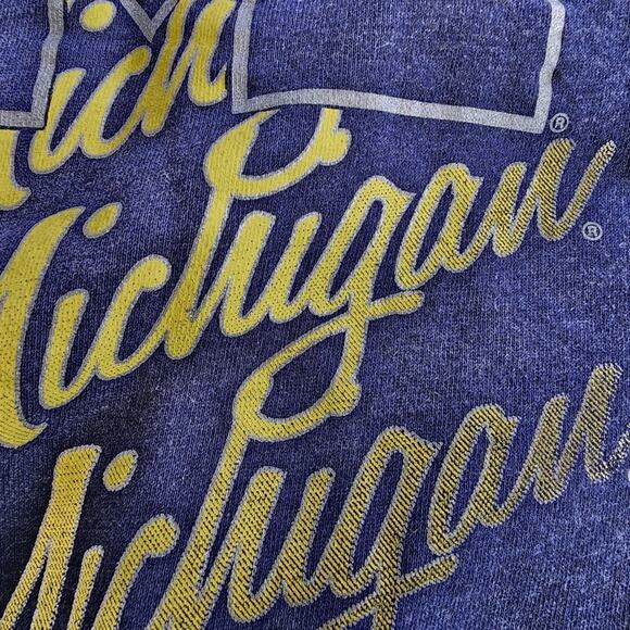 Russell Athletics Michigan University Wolverines graphic sweatshirt junior 11/13 - Picture 5 of 6